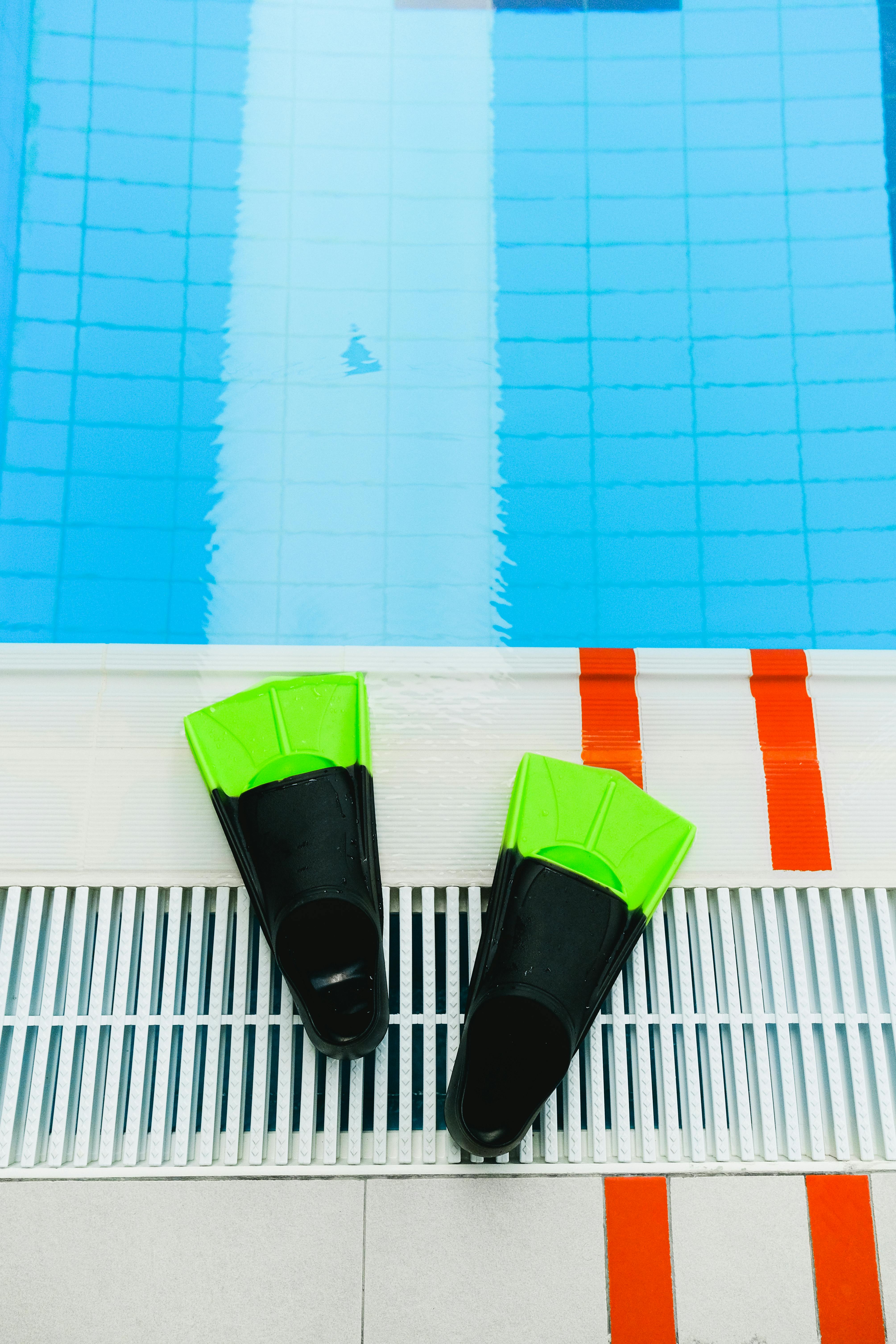 Aquatic facility deck and pool water